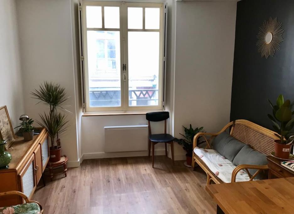 Le Madeline Apartment น็องต์ ภายนอก รูปภาพ