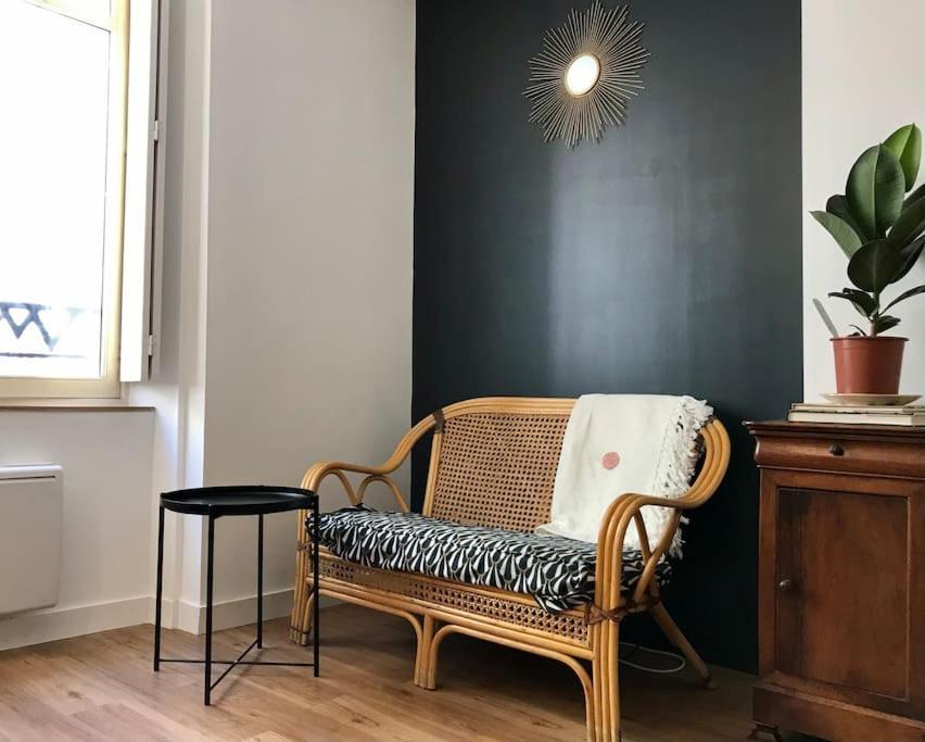 Le Madeline Apartment น็องต์ ภายนอก รูปภาพ